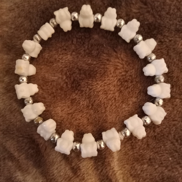 Bracelets - Picture 4 of 6